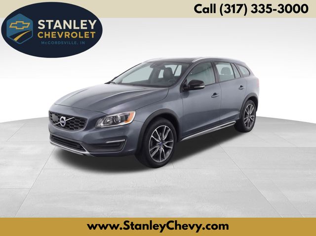 2016 Volvo V60 Cross Country