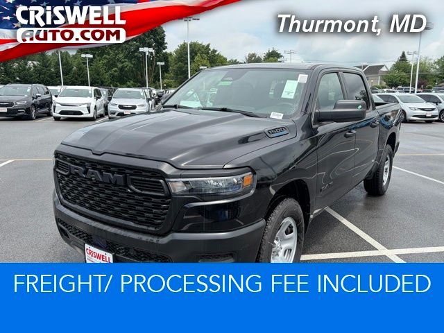 Diamond Black Crystal Pearlcoat 2026 RAM 1500 Tradesman Crew Cab 4WD Pickup Truck Four-Wheel Drive 8-Speed Automatic