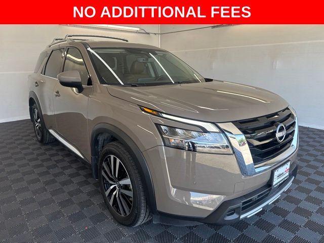 2024 Nissan Pathfinder Platinum
