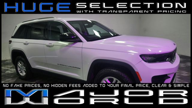 2023 Jeep Grand Cherokee Laredo RWD