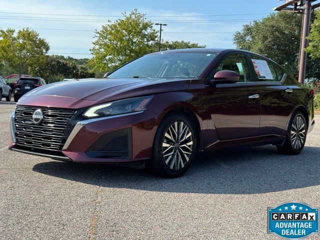 Used 2023 Nissan Altima Sedan
