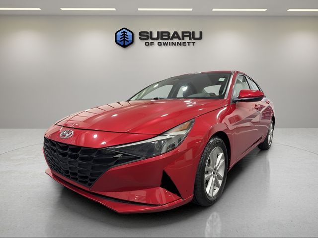 2023 Hyundai Elantra SE