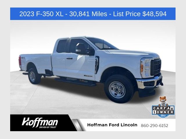 Oxford White 2023 Ford F-350 Super Duty XL SuperCab 4WD Pickup Truck Four-Wheel Drive Automatic