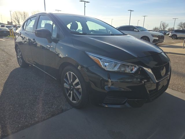 2021 Nissan Versa SV FWD