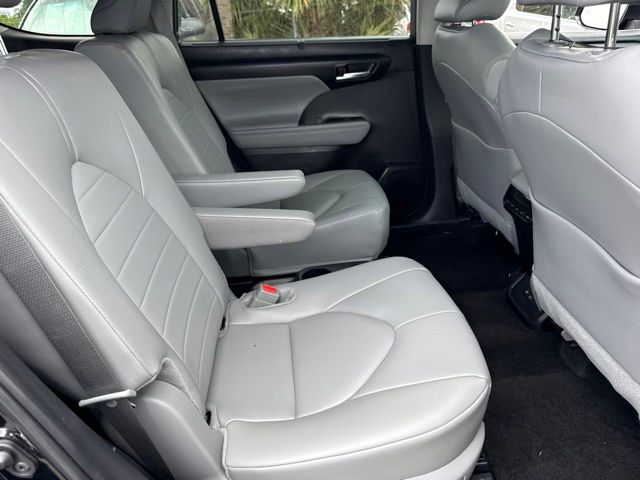 2026 Toyota Highlander - $52,088