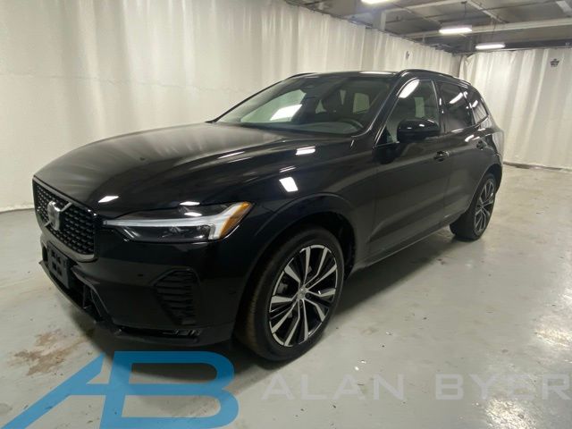 2023 Volvo XC60 B5 Plus Dark Theme AWD