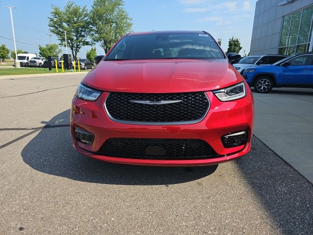 2026 Chrysler Pacifica Select - Pr6 exterior view 2
