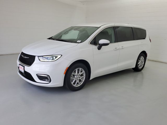 2023 Chrysler Pacifica Touring L FWD