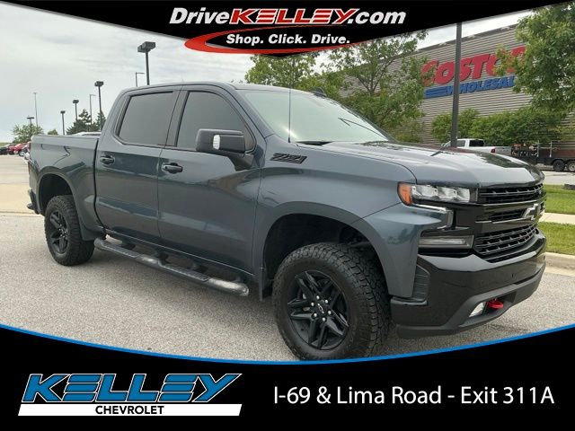 Shadow Gray Metallic 2021 Chevrolet Silverado 1500 LT Trail Boss Crew Cab 4WD Pickup Truck Four-Wheel Drive Automatic