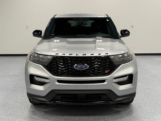 Used 2022 Silver Ford ST image 3