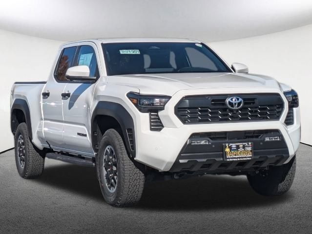 2024 Toyota Tacoma TRD Off-Road 2