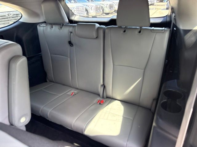 Used 2023 Toyota Highlander SUV