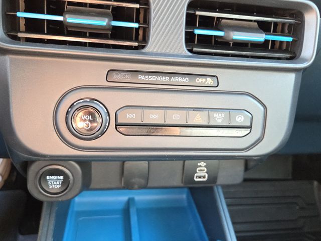 Certified Used 2025 Blue Ford XLT image 21