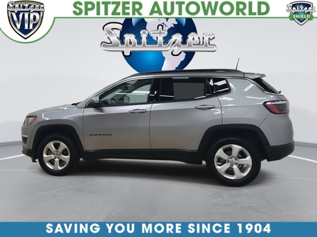 Used 2021 Silver Jeep Latitude image 7