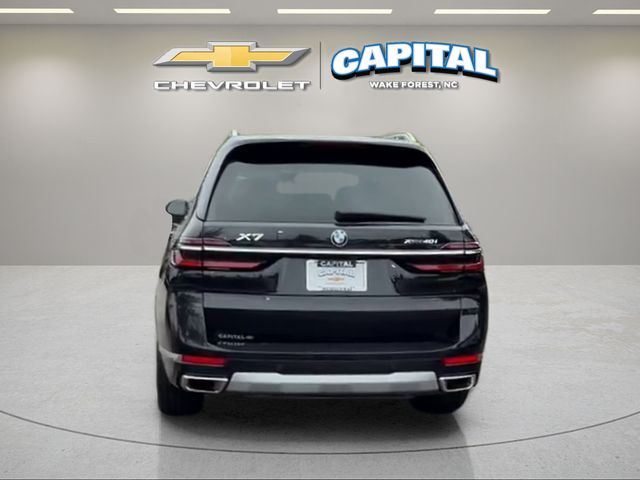 Used 2023 Black BMW xDrive40i image 4