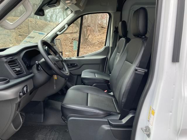 2025 Ford Transit 250