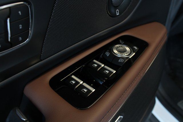 New 2026 White Lincoln Reserve image 8