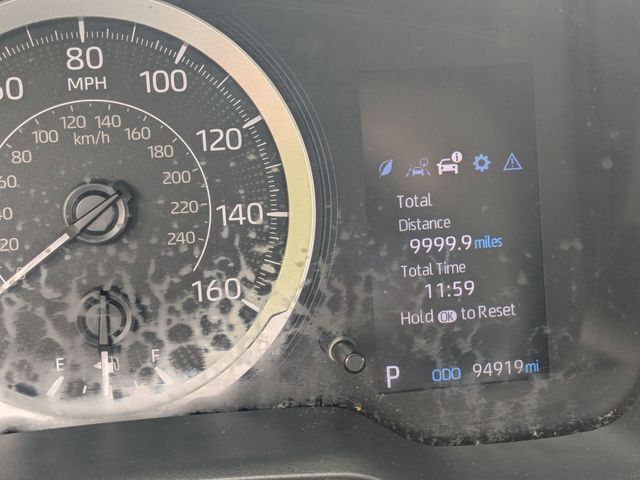 2021 Toyota Corolla LE Silver at Davis Toyota of Orangeburg