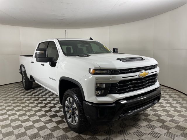 2025 Chevrolet Silverado 2500HD Custom 14