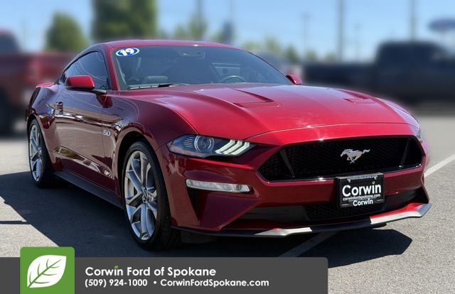 Ruby Red Metallic Tinted Clearcoat 2019 Ford Mustang Coupe Rear-Wheel Drive Automatic