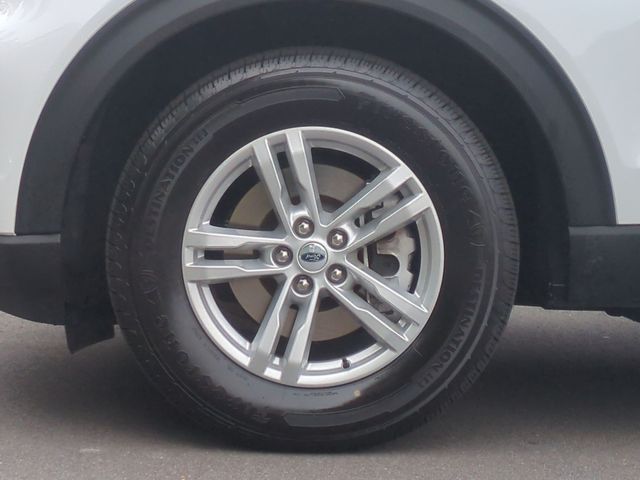 Used 2023 White Ford XLT image 19