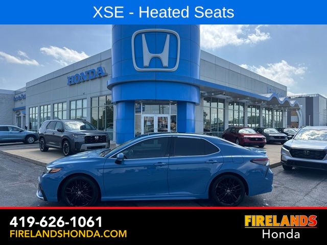 Blue 2023 Toyota Camry Sedan Front-Wheel Drive 8-Speed Automatic