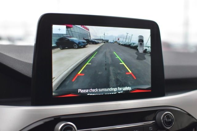 Used 2022 Ford Escape Hybrid SE 4D Sport Utility