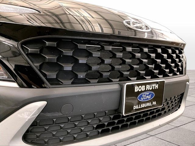 2022 Hyundai Kona SEL Black at Auto Express Mitsubishi