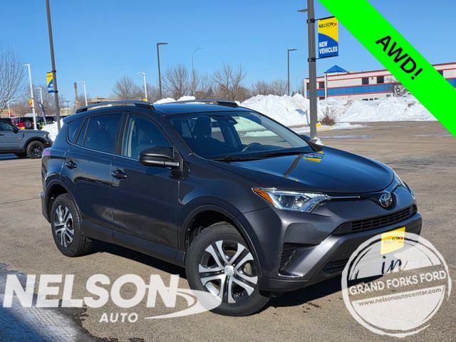 2018 Toyota RAV4 LE AWD