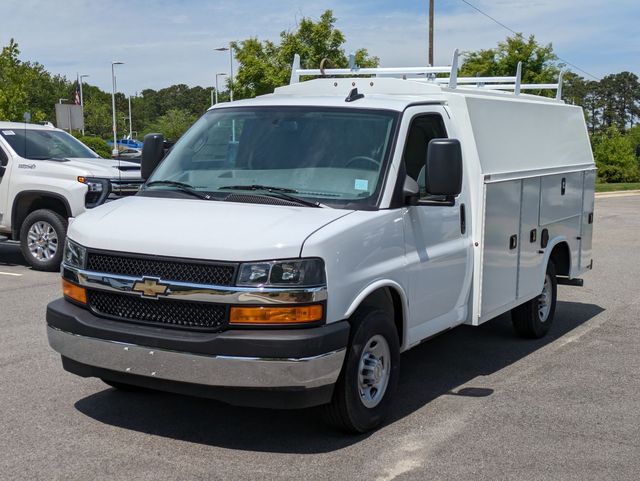 2024 Chevrolet Express 3500 Work Van photo