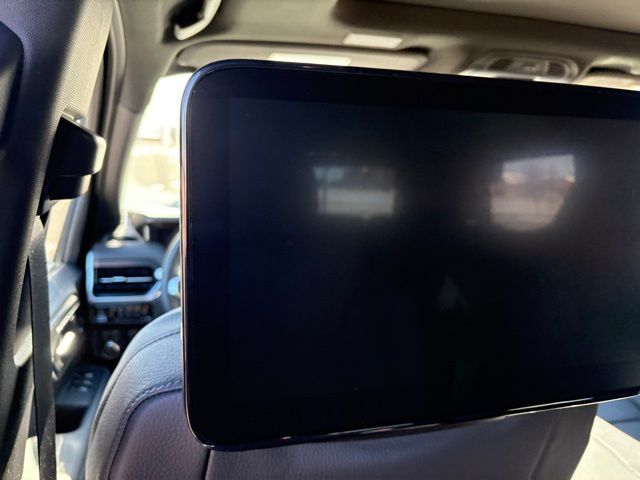 2026 GMC Yukon 4WD Denali