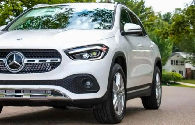 New 2026 Black Mercedes-Benz GLA 250 image 39