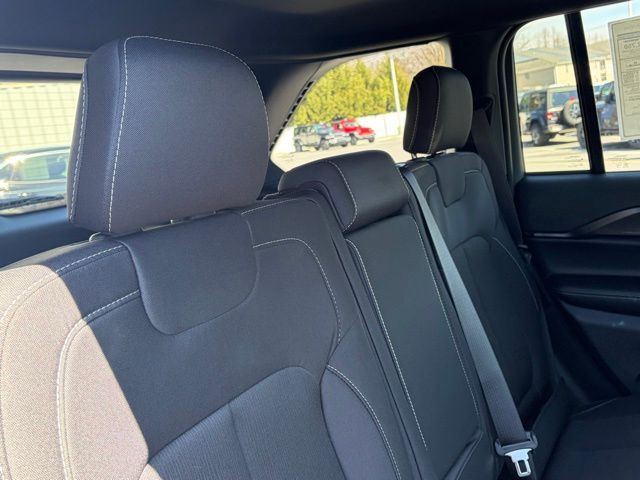 new 2026 Jeep Grand Cherokee car, priced at $42,089