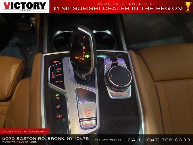 2022 BMW 7-Series 740i xDrive photo