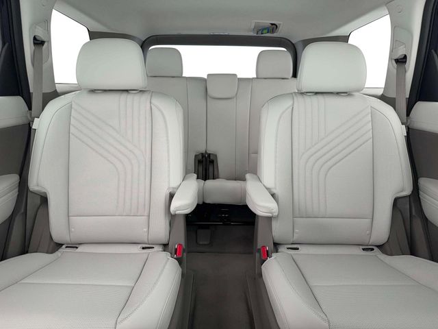 New 2026 White Hyundai Blue SEL image 11