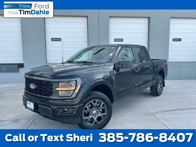 Agate Black Metallic 2026 Ford F-150 Pickup Truck Four-Wheel Drive Automatic