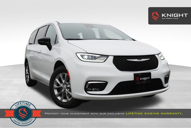 new 2026 Chrysler Pacifica car, priced at $43,915