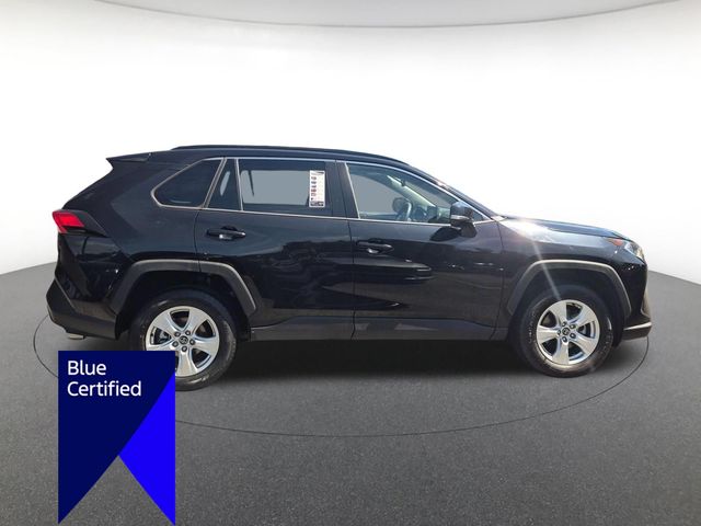 Used 2020 Black Toyota XLE image 2