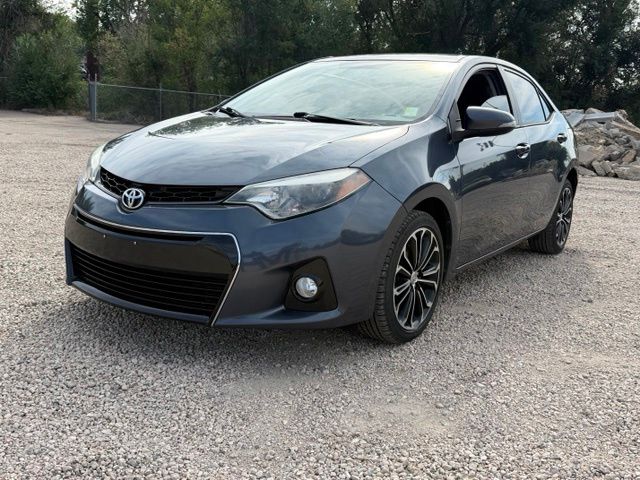 Gray 2014 Toyota Corolla Sedan Front-Wheel Drive