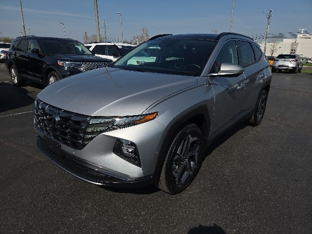 Shimmering Silver 2024 Hyundai Tucson Hybrid Plug-In Limited AWD SUV / Crossover All-Wheel Drive 6-Speed Automatic