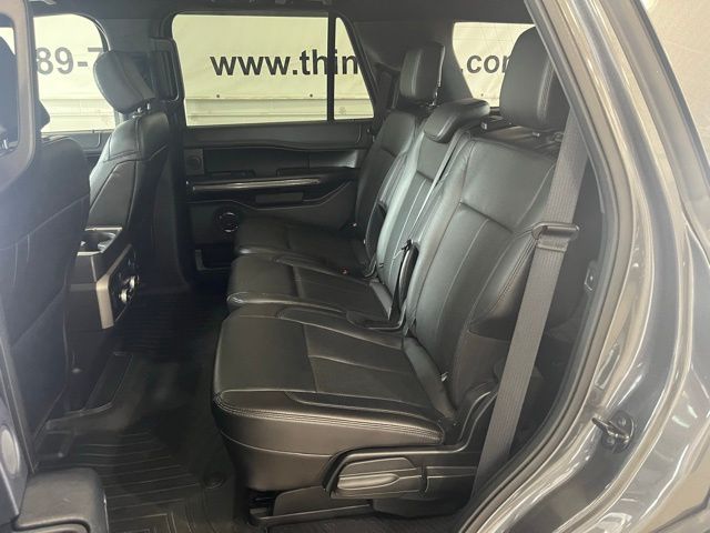 2018 Ford Expedition XLT photo