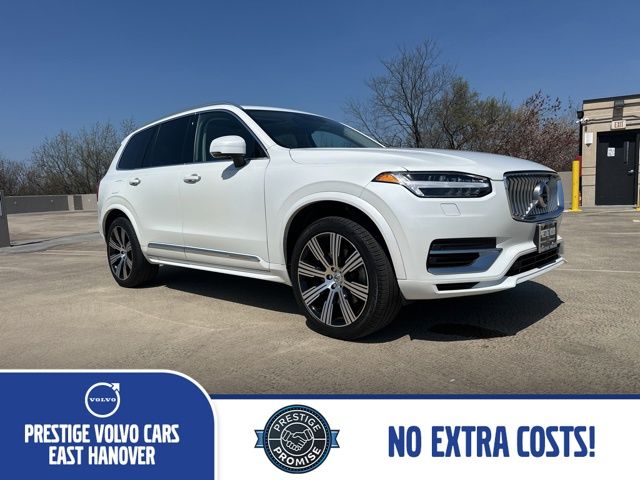 Crystal White Metallic 2021 Volvo XC90 T8 Recharge Inscription 6-Passenger eAWD SUV / Crossover All-Wheel Drive Automatic