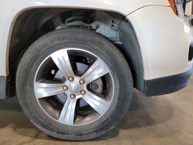 2016 Bright White Clearcoat Jeep Compass High Altitude 4X4 SUV