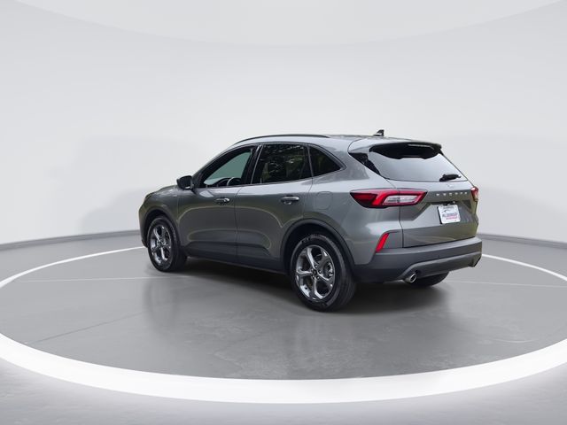 Used 2025 Gray Ford ST-Line image 6