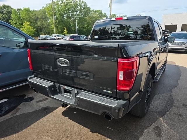 Used 2023 Black Ford XLT image 4