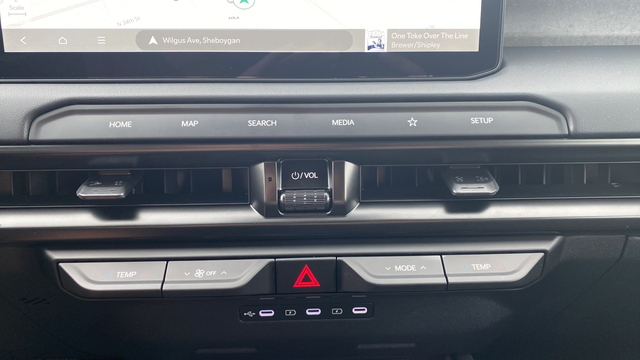 New 2027 Brown Kia X-Line EX image 18