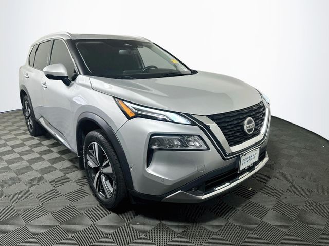 2021 Nissan Rogue Platinum FWD