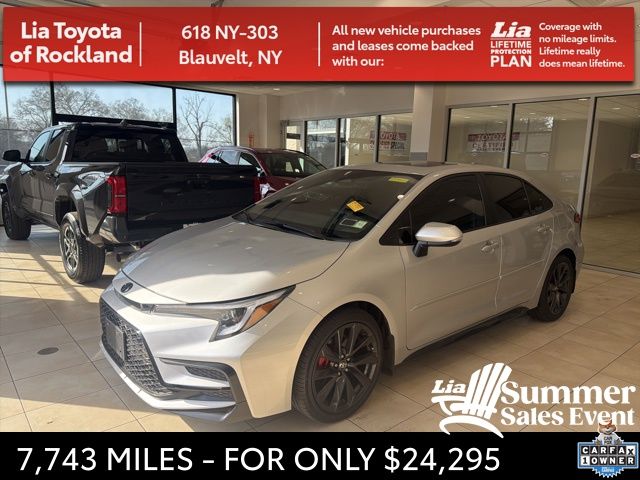 Classic Silver Metallic 2024 Toyota Corolla SE FWD Sedan Front-Wheel Drive Continuously Variable Transmission