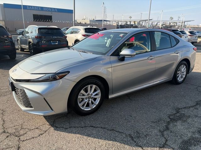 2025 Toyota Camry LE FWD