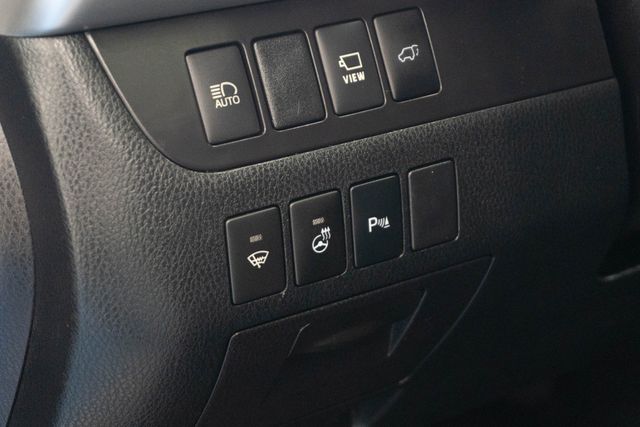 Used 2018 Toyota Highlander Hybrid SUV